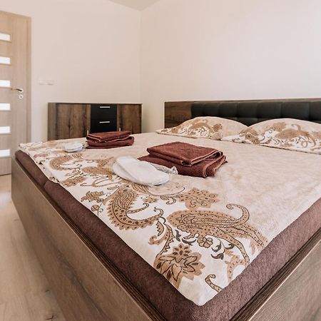 Sunrise Apartments Senec Eksteriør bilde