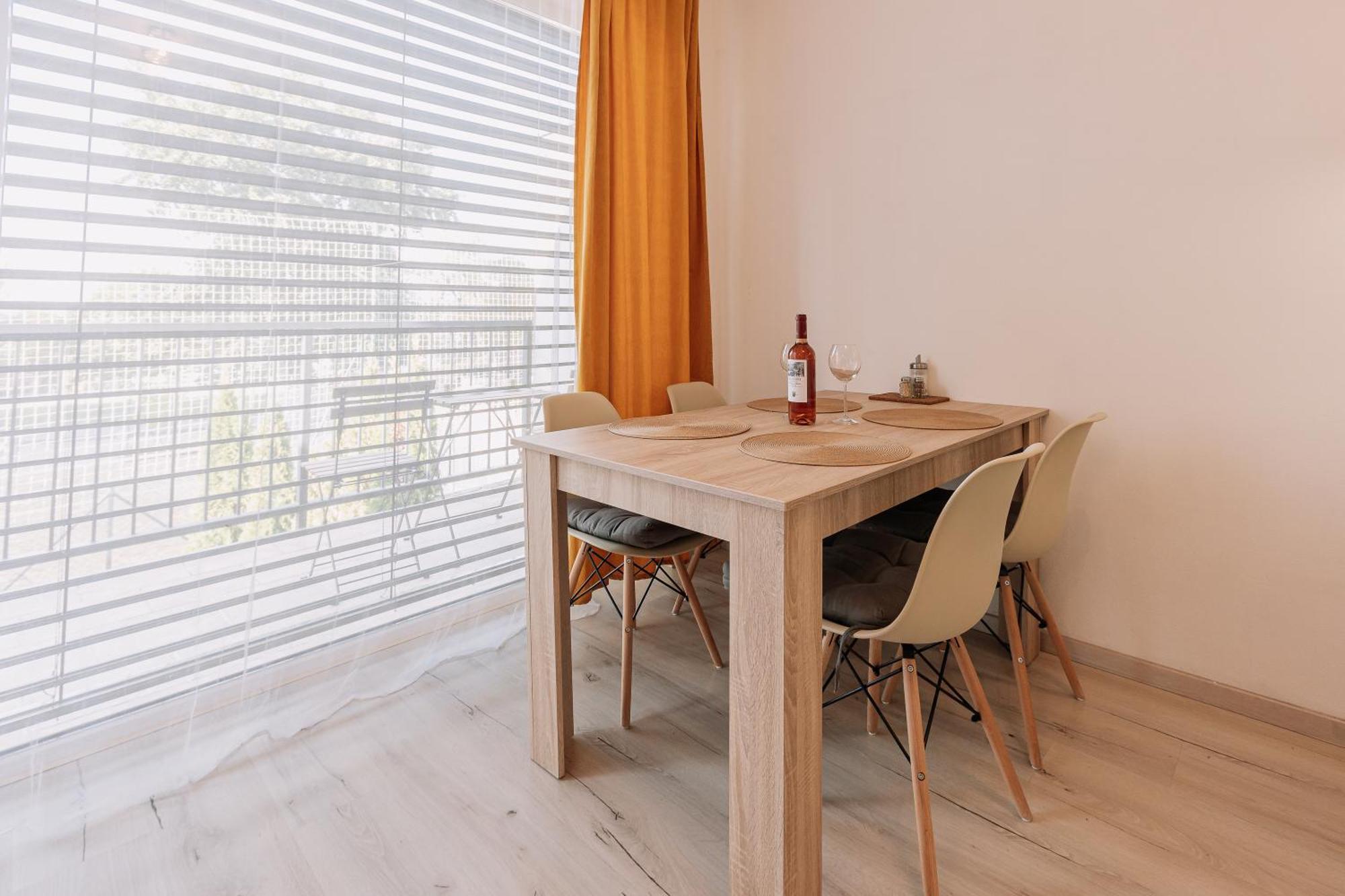 Sunrise Apartments Senec Eksteriør bilde