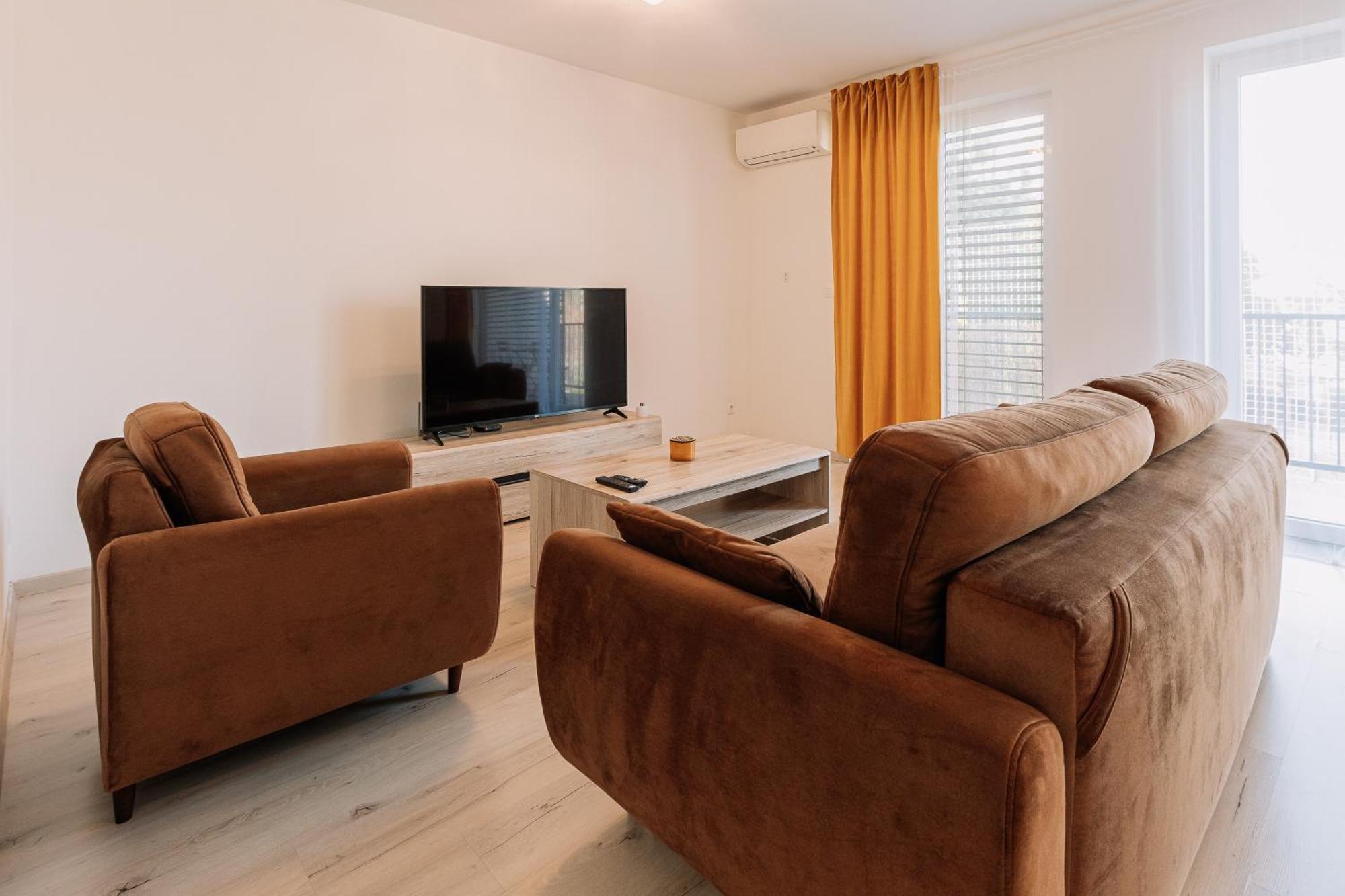 Sunrise Apartments Senec Eksteriør bilde